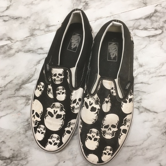 vans skull slip ons